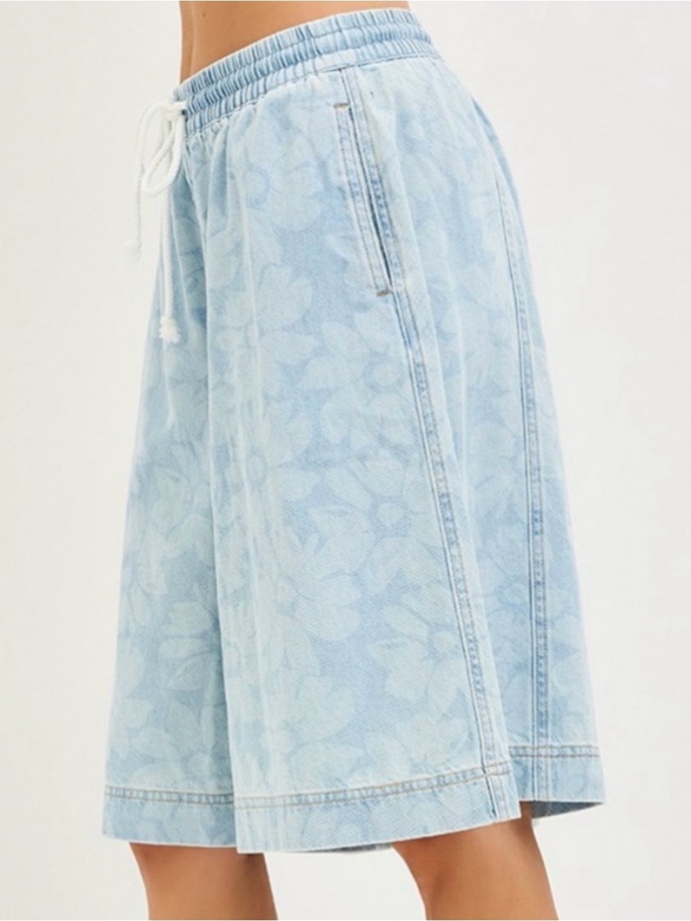 NWT RISEN BAND SLOUCHY PRINTED CULOTTE SHORTS Size Medium - Picture 3 of 6